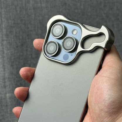 MAJSTC Sleek Shield